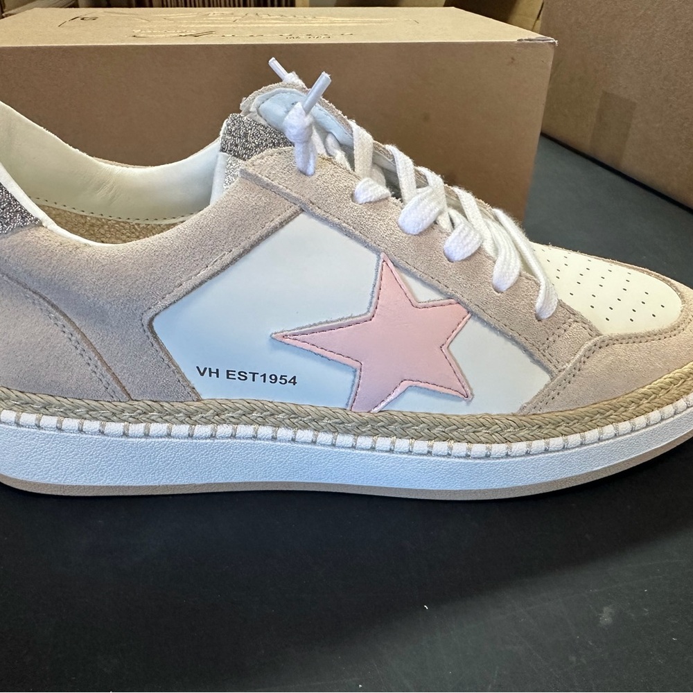 Vintage Havana Beige and Pink Star Sneakers